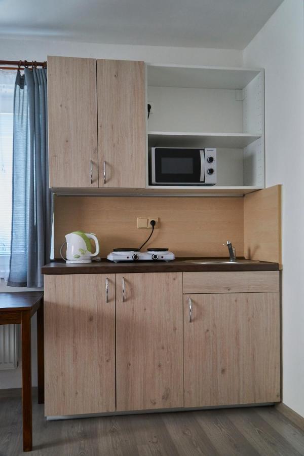 Apartmany Marjanka Jenisovice  Exteriör bild